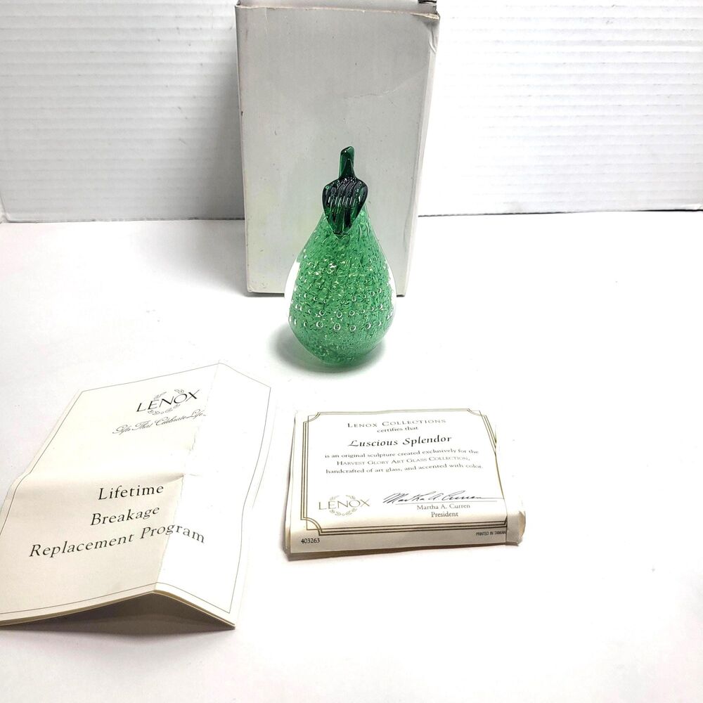Vintage Lenox Luscious Splendor Art Glass Fruit Pear Paperweight Clear Green 4.2